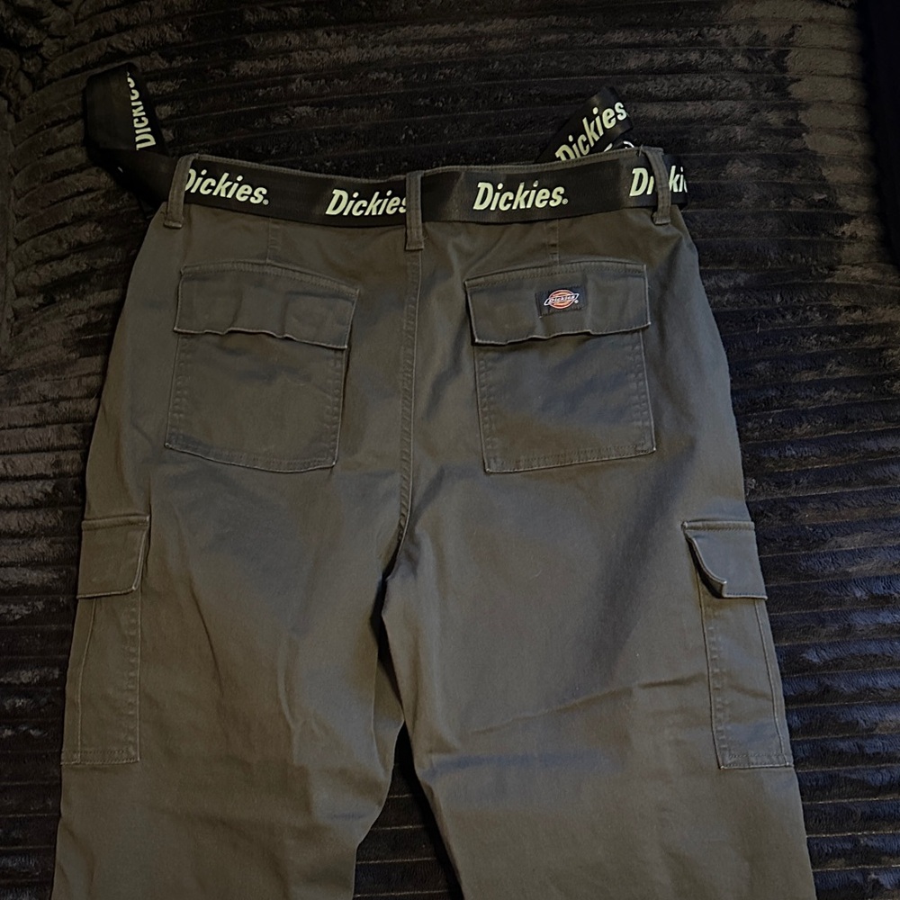 Dickies Men’s Olive Cargo Work Pants - Picture 4 of 8